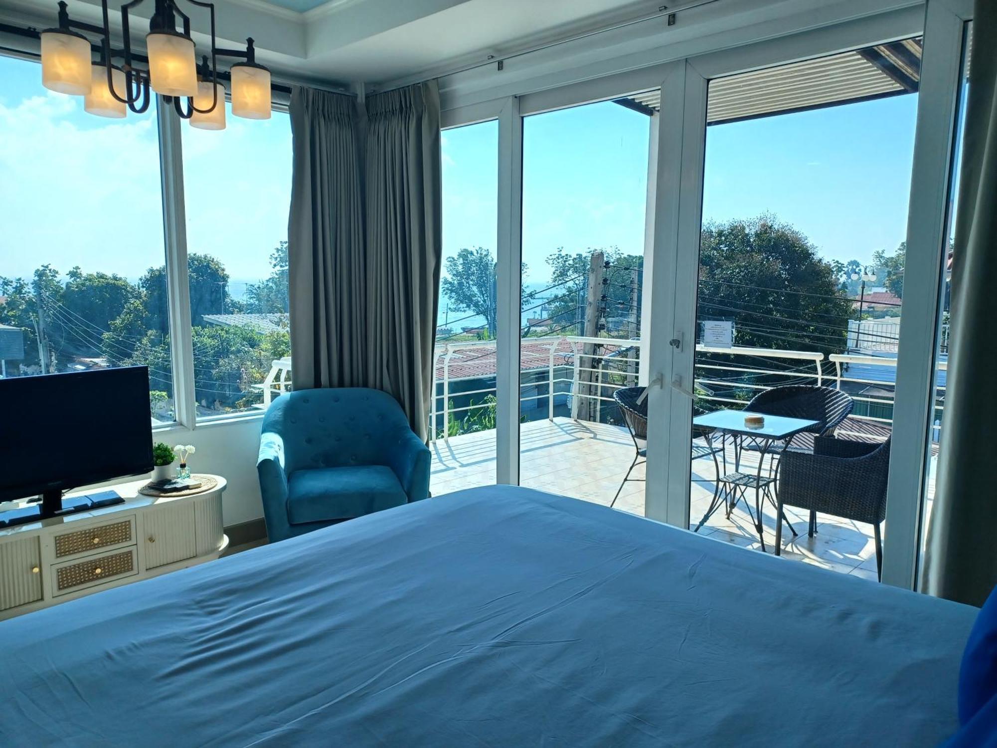 Koh Larn Riviera Hotel Екстериор снимка