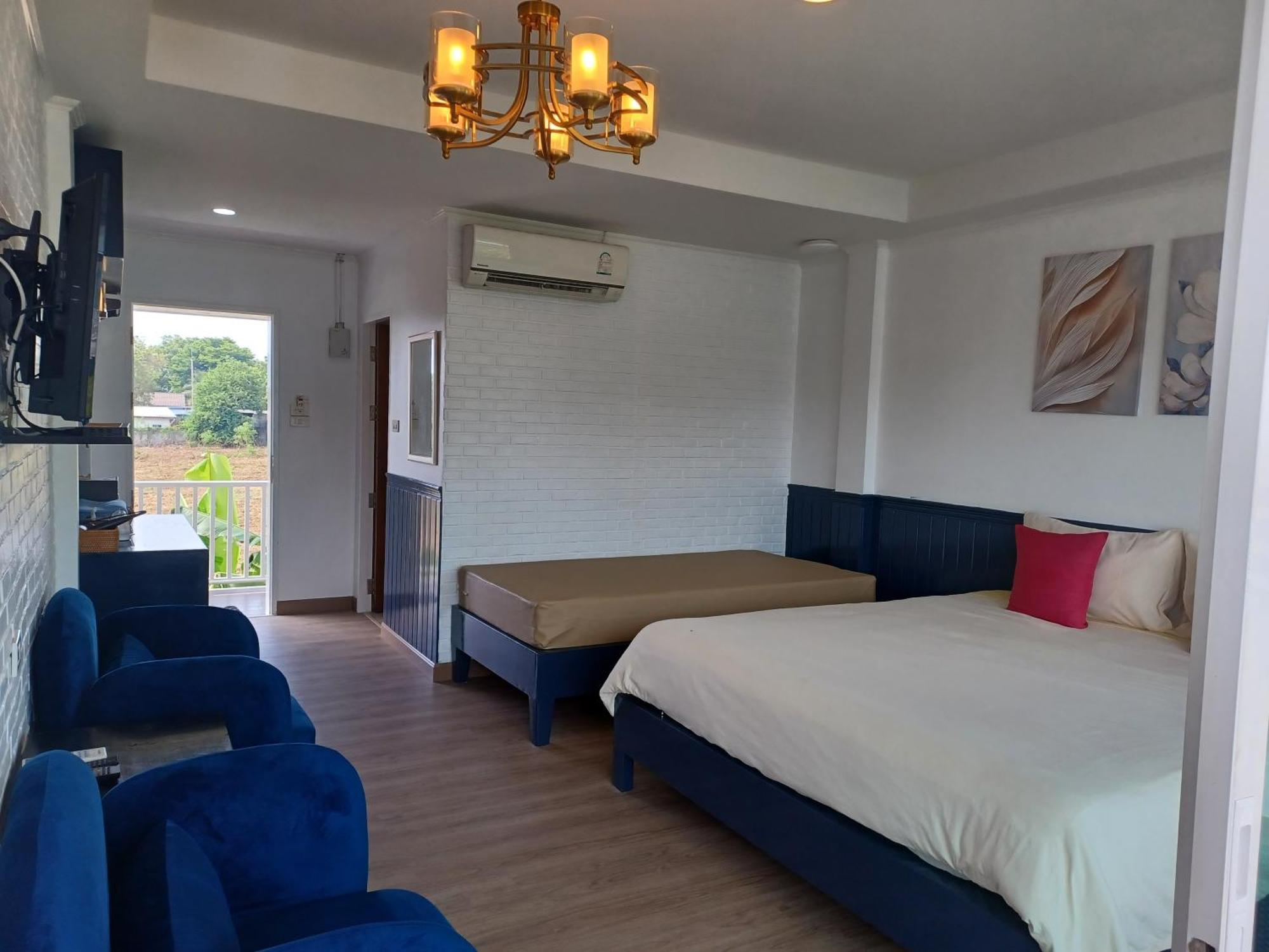 Koh Larn Riviera Hotel Екстериор снимка