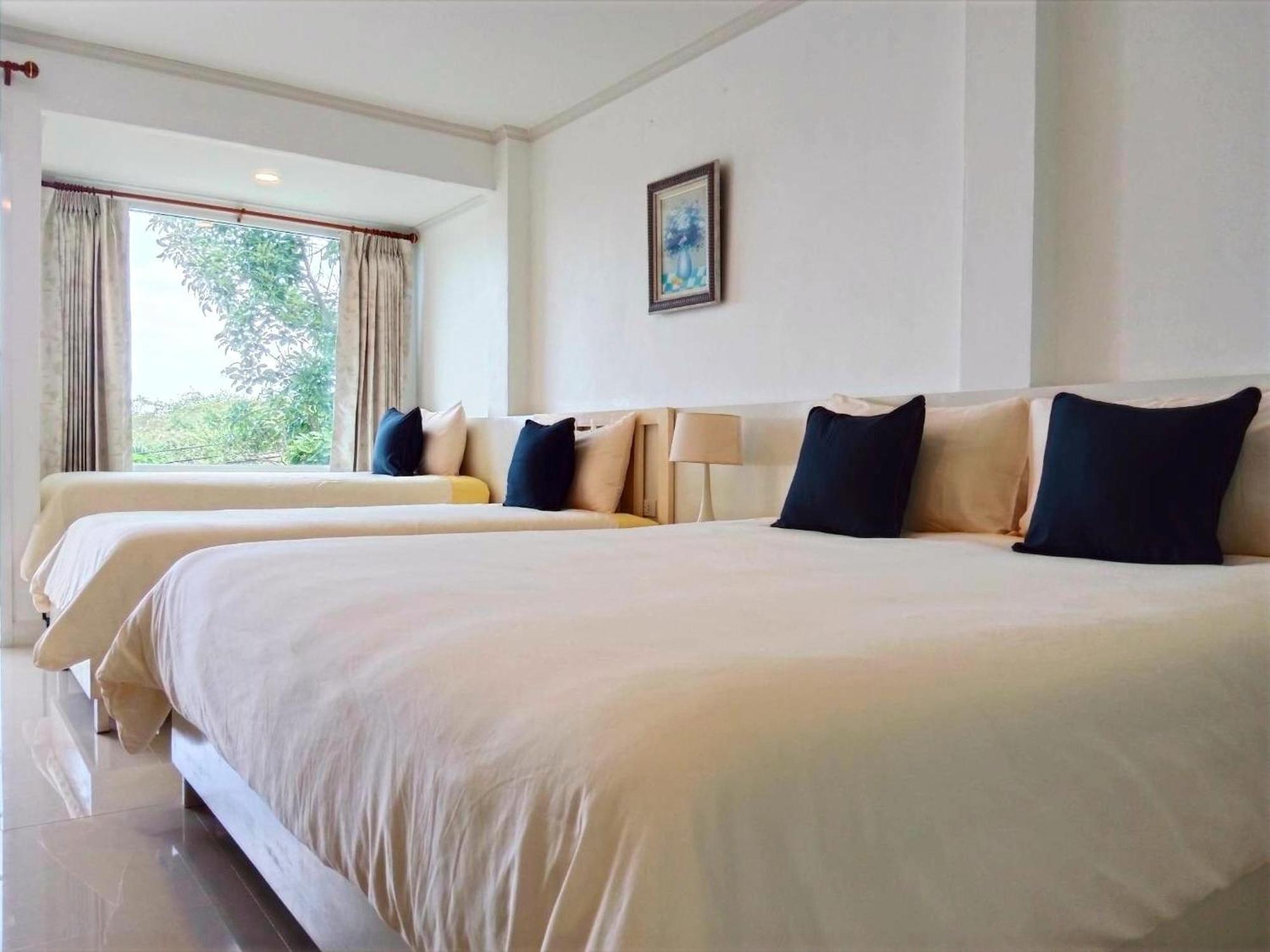 Koh Larn Riviera Hotel Екстериор снимка